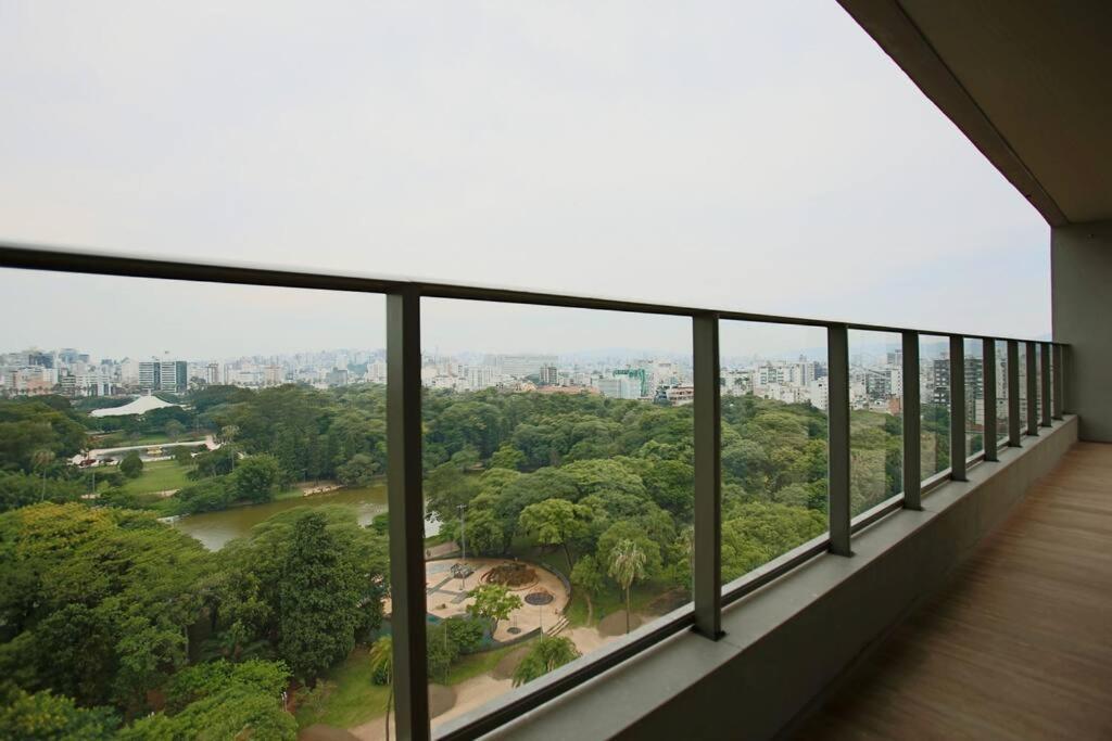 Apto Frente Parque Com Vista E Piscina Porto Alegre Kültér fotó